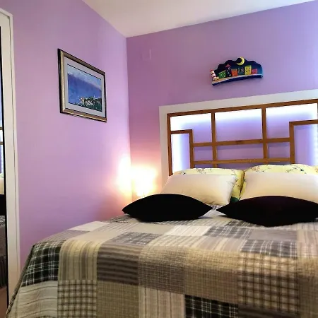 Modern In Old Town Appartement *
